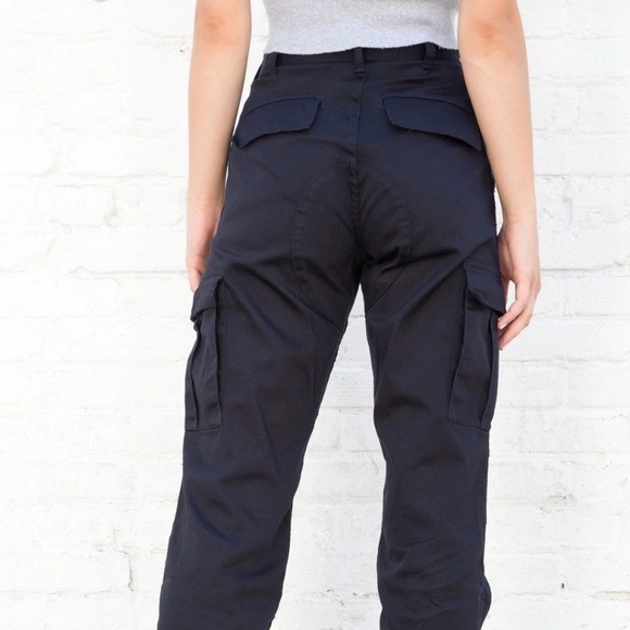 Brandy Melville Piper Worker Pants - Picture 4 of 4